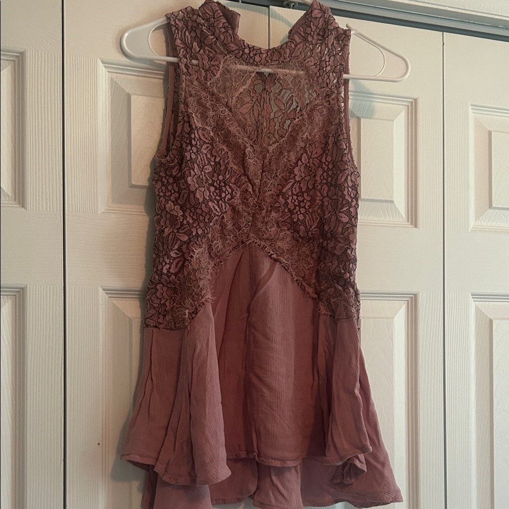 Sleeveless Lace and Chiffon Top